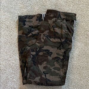 Abercrombie & Fitch Camouflage Pants